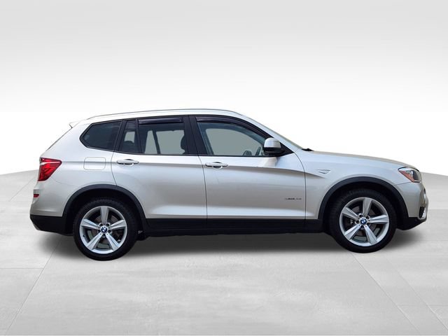 Used 2017 BMW X3 sDrive28i RWD image 10