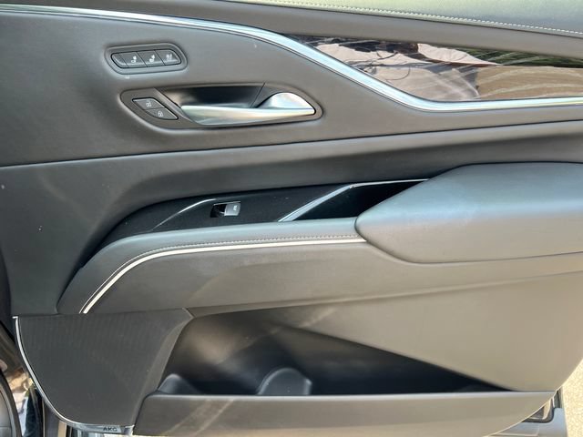 Used 2023 Cadillac Escalade ESV Sport AWD/4WD image 19