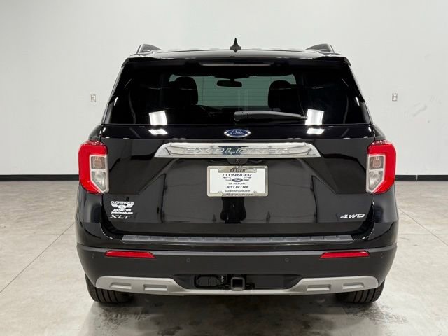 Certified 2023 Ford Explorer XLT w/ Equipment Group 202A image 9