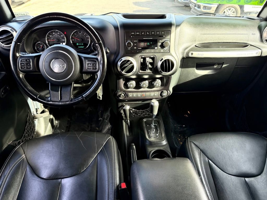 Used 2018 Jeep Wrangler Unlimited Rubicon w/ Connectivity Group image 29