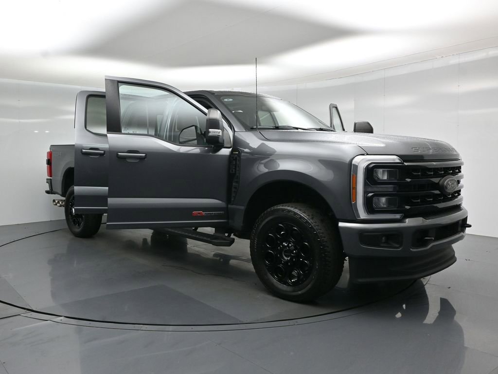 Certified 2023 Ford F350 XLT w/ Black Appearance Package AWD/4WD image 31