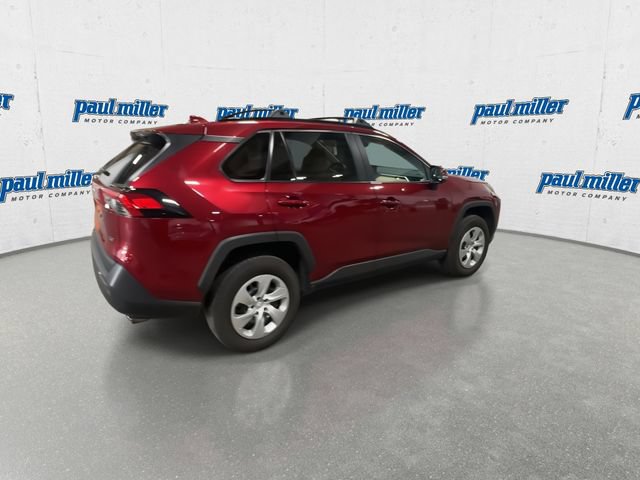 Used 2019 Toyota RAV4 LE w/ Carpet Mat Package FWD image 11
