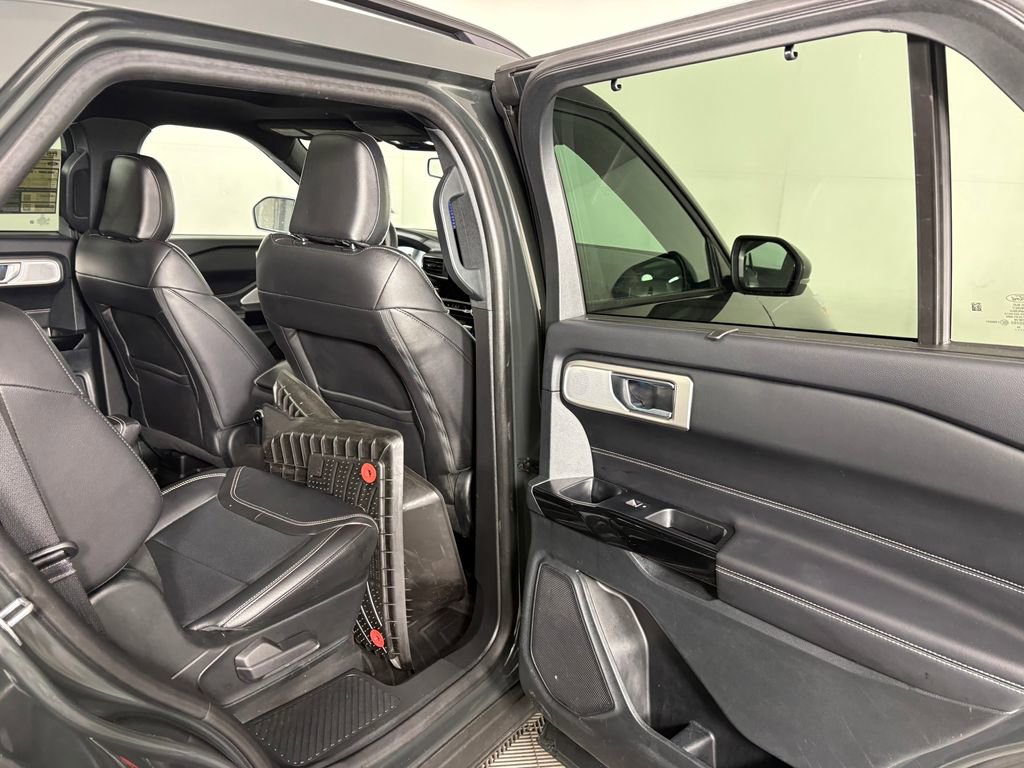 Certified 2024 Ford Explorer ST w/ Equipment Group 401A AWD/4WD image 38