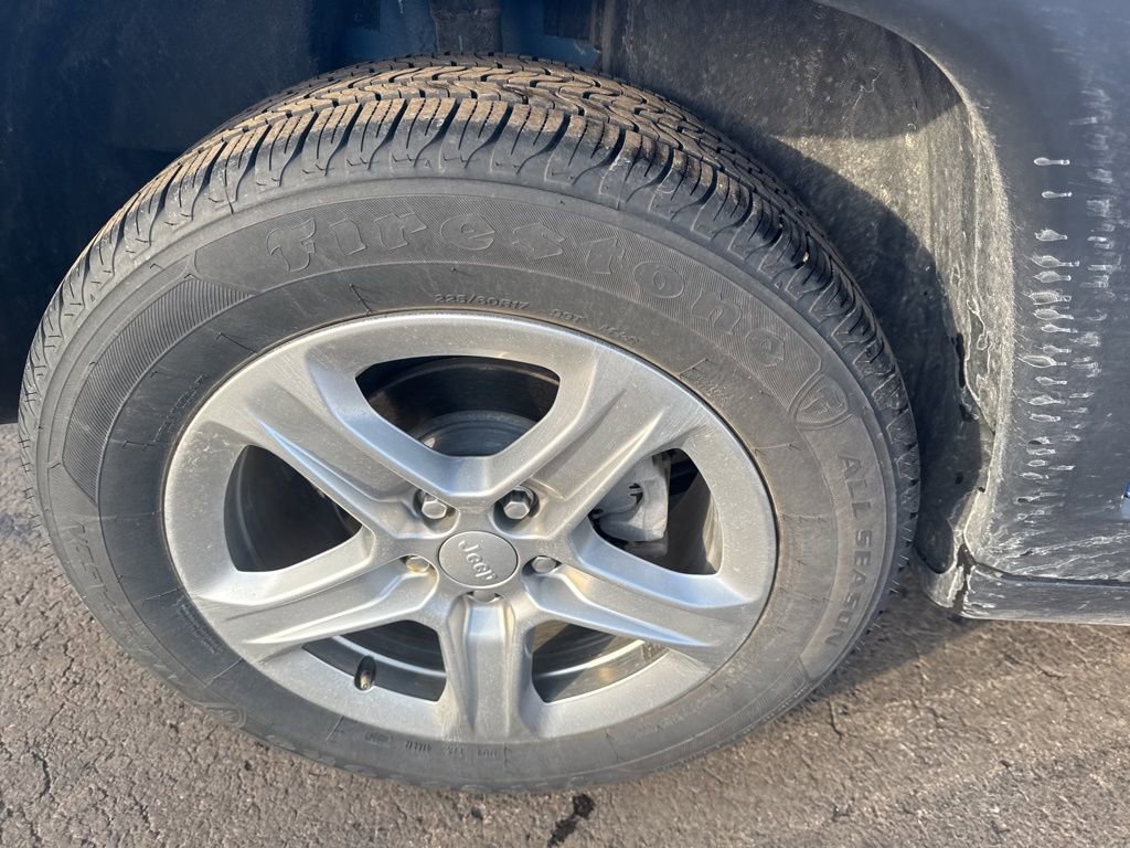 Used 2023 Jeep Compass Latitude w/ Convenience Group image 48