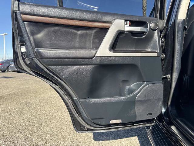 Used 2020 Toyota Land Cruiser w/ Preferred Accessory Package image 23