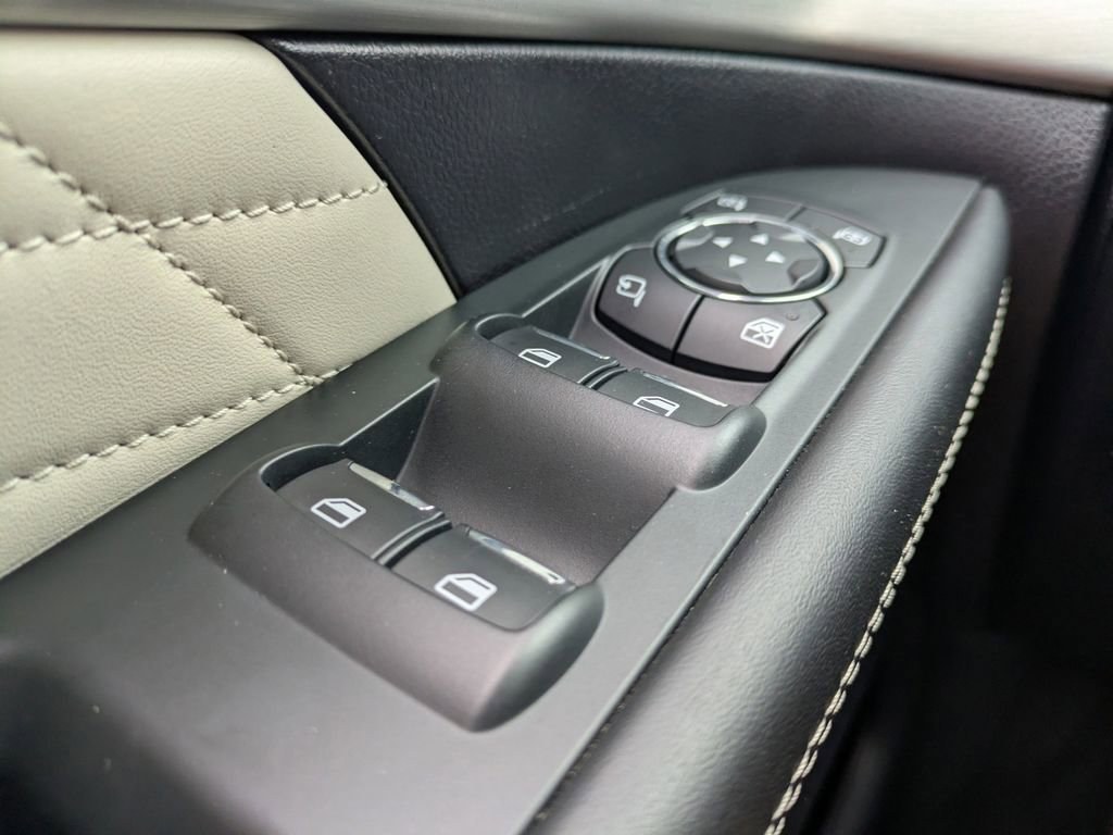 Certified 2019 Ford Explorer Platinum AWD/4WD image 26