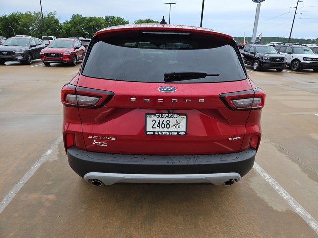 Certified 2025 Ford Escape Active w/ Cold Weather Package AWD/4WD image 4