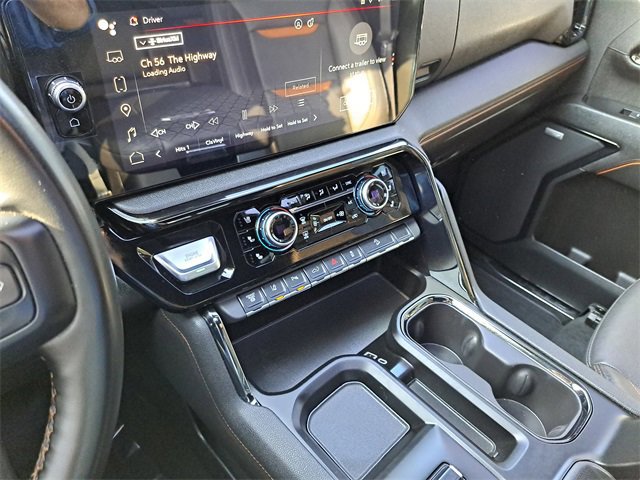 Used 2024 GMC Sierra 2500 AT4 w/ AT4 Premium Plus Package image 17