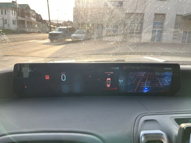 Certified 2025 Ford Expedition Max Platinum w/ Driver's Package image 18