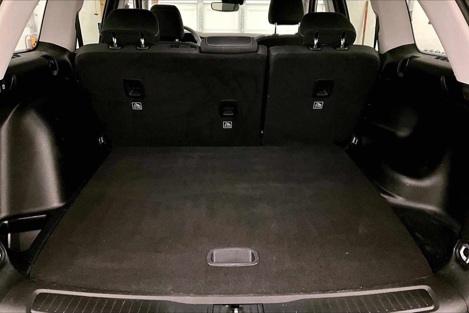 Used 2023 Jeep Grand Cherokee Laredo image 33