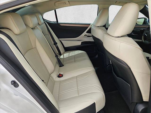 Used 2024 Lexus ES 350 w/ Accessory Package (Z1) FWD image 22