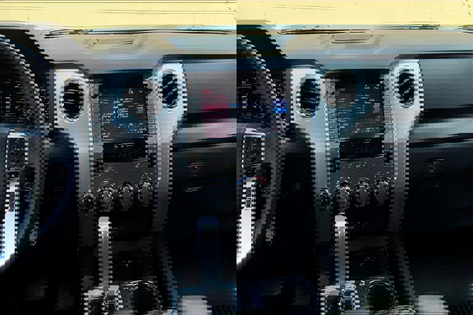 Used 2021 Toyota Tundra SR5 w/ Trail Edition image 7