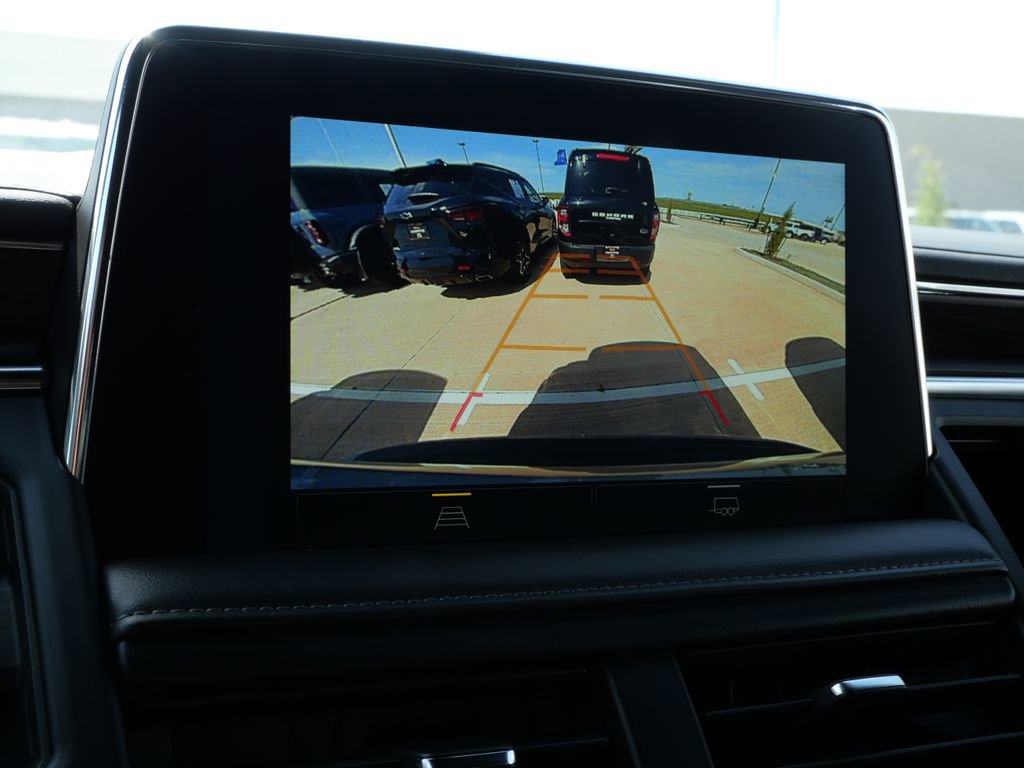 Used 2024 Chevrolet Suburban LT AWD/4WD image 23