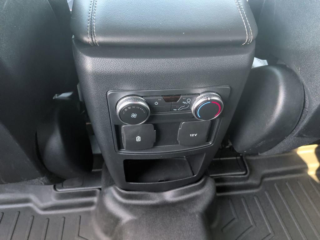 Certified 2020 Ford Explorer XLT w/ Equipment Group 202A AWD/4WD image 21