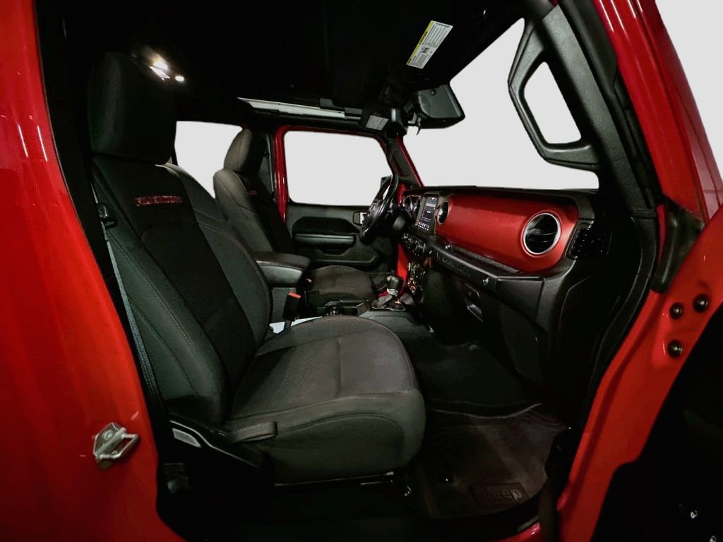 Used 2022 Jeep Wrangler Unlimited Rubicon w/ Cold Weather Group AWD/4WD image 37