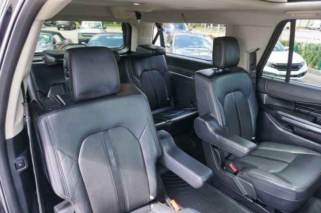 Certified 2019 Ford Expedition Max Platinum RWD image 28