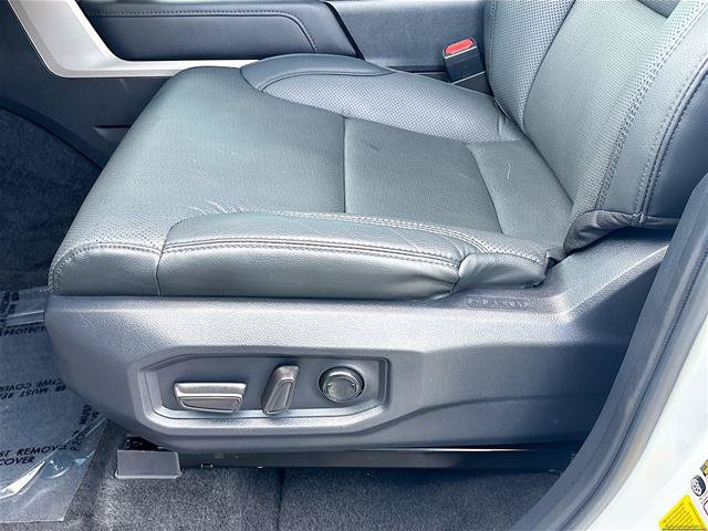Used 2025 Toyota Tundra Limited AWD/4WD image 20