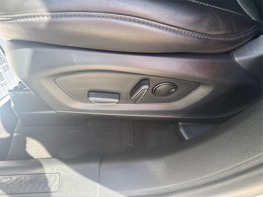 Certified 2023 Ford Explorer XLT w/ Equipment Group 202A image 26