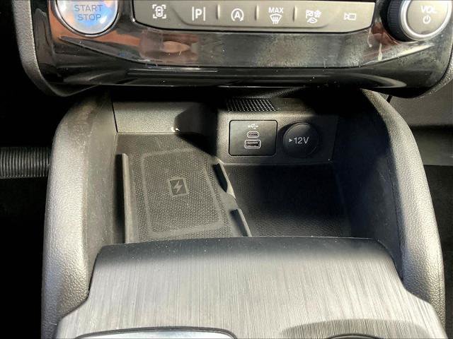 Certified 2024 Ford Escape Platinum AWD/4WD image 18