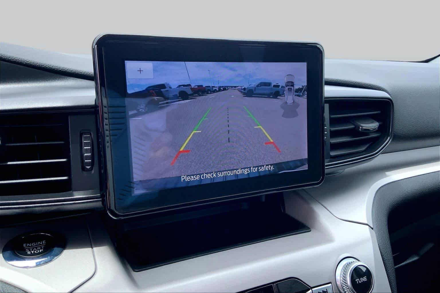 Certified 2023 Ford Explorer XLT RWD image 27