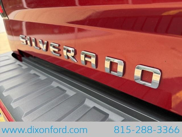 Used 2018 Chevrolet Silverado 1500 LT w/ All Star Edition AWD/4WD image 26