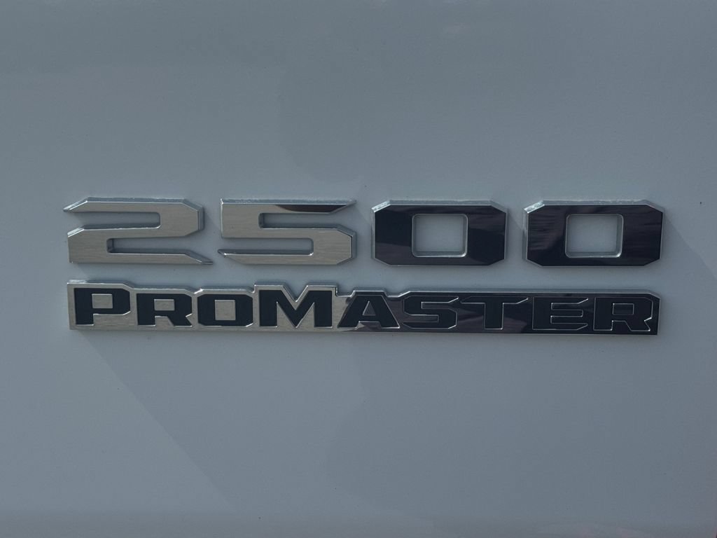Used 2025 RAM ProMaster 2500 w/ Convenience Group FWD image 16