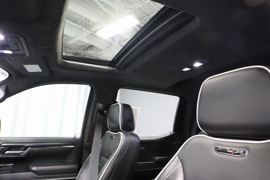 Used 2022 GMC Sierra 1500 AT4X image 33