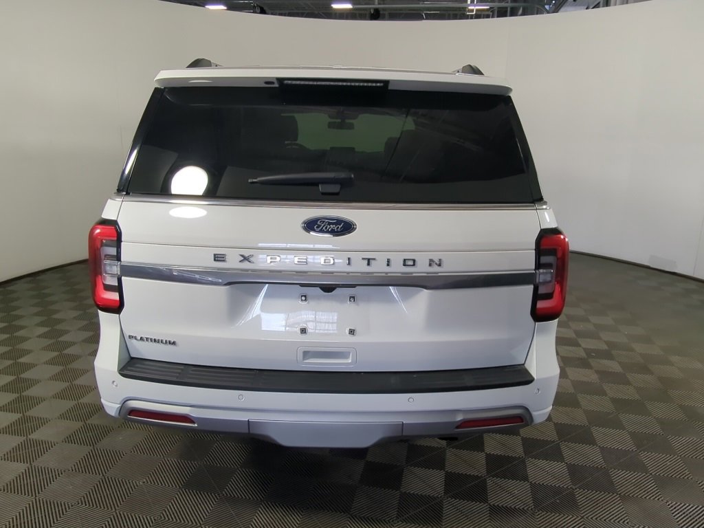 Certified 2024 Ford Expedition Platinum image 12