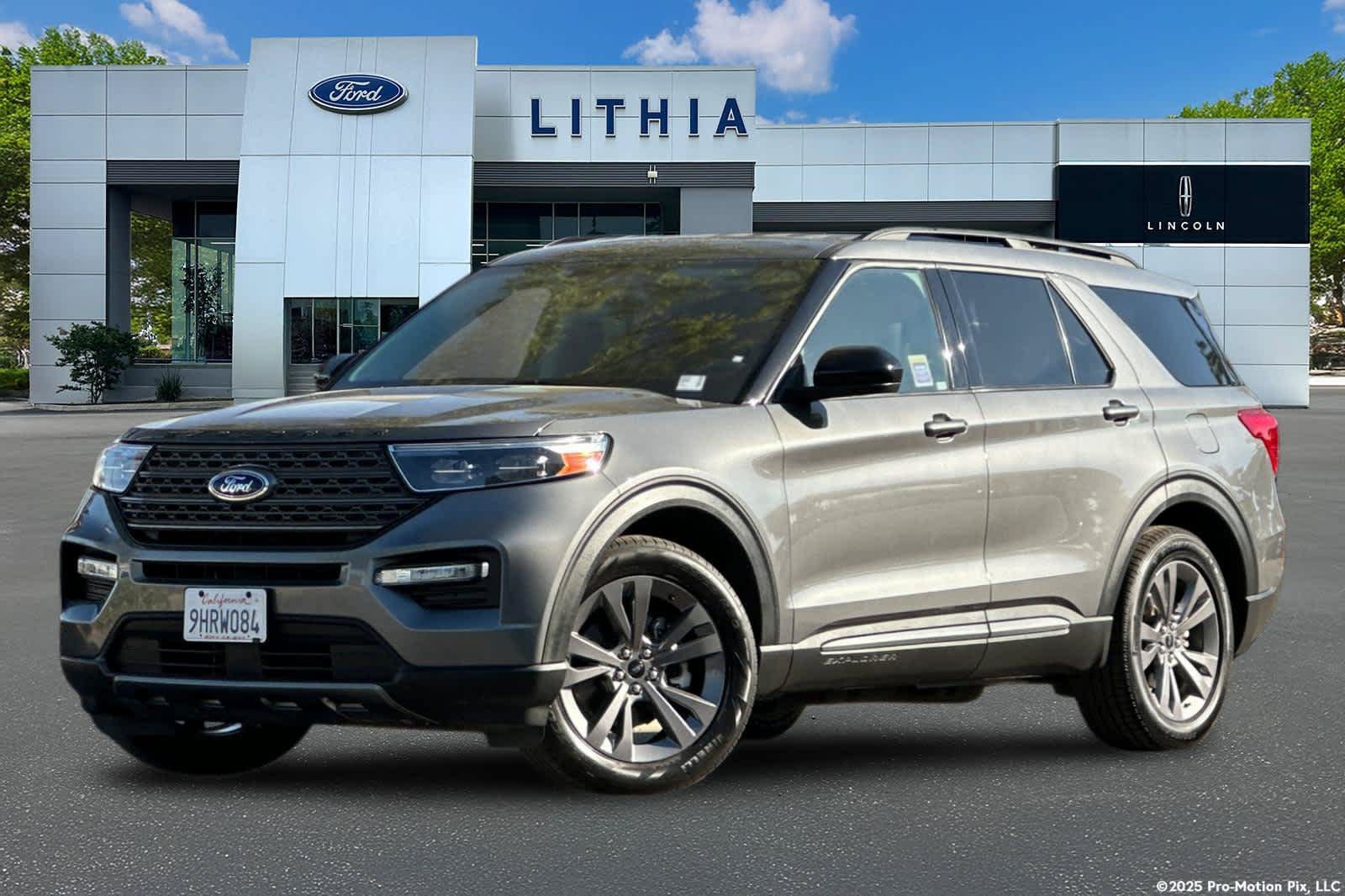 Certified 2023 Ford Explorer XLT w/ Equipment Group 202A