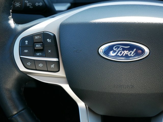 Certified 2022 Ford Explorer XLT w/ Equipment Group 202A image 19