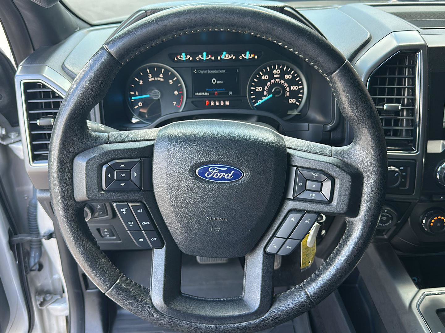 Certified 2018 Ford F150 XLT w/ Equipment Group 302A Luxury AWD/4WD image 17