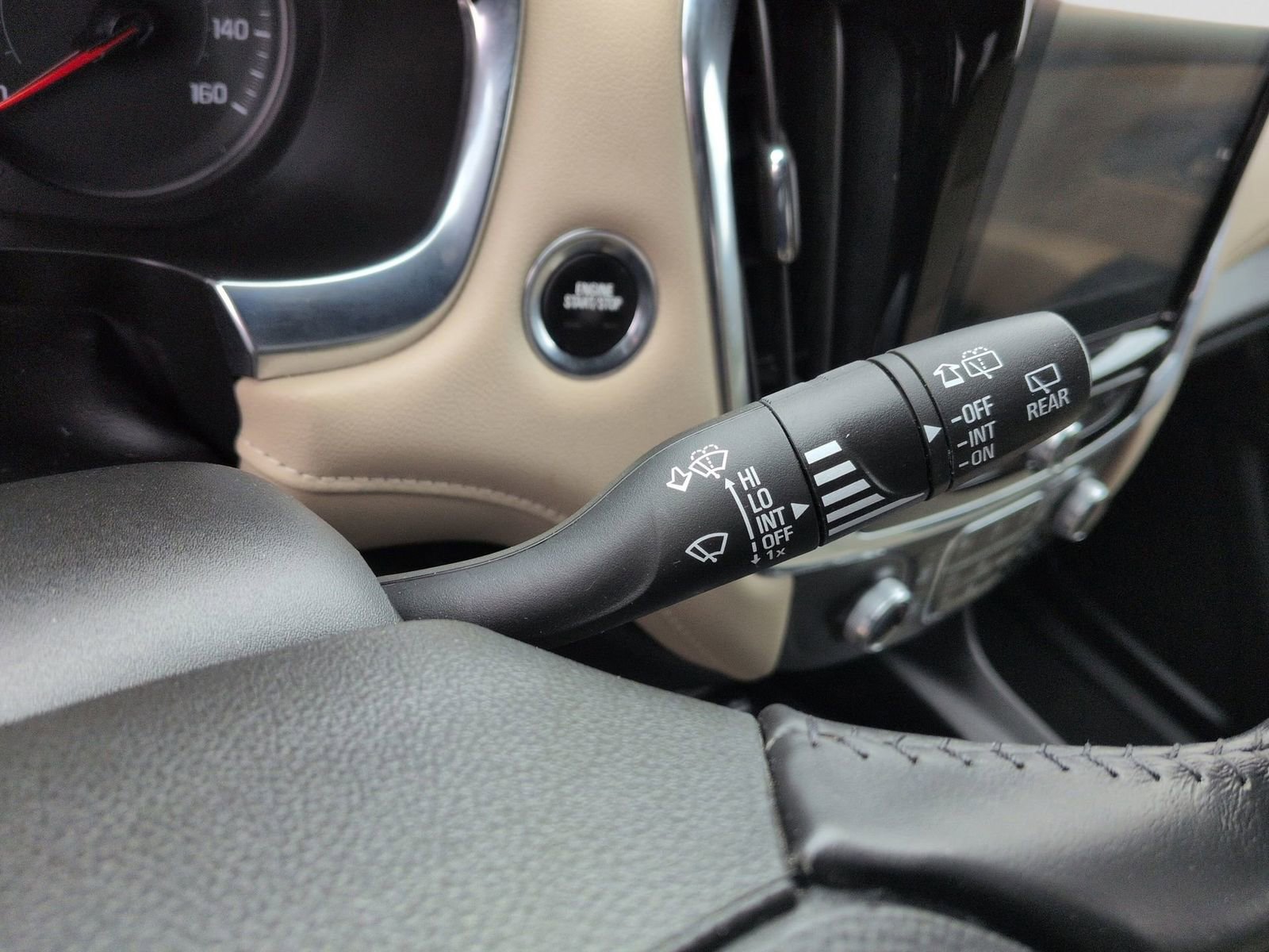 Used 2022 Chevrolet Traverse LT w/ LPO, Cargo Package image 29