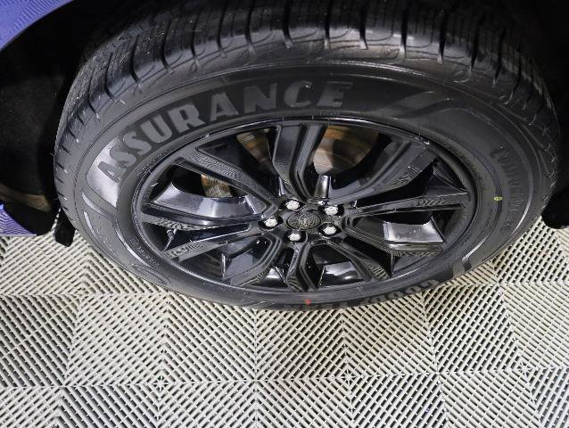 Certified 2024 Ford Edge SE w/ Black Appearance Package AWD/4WD image 37