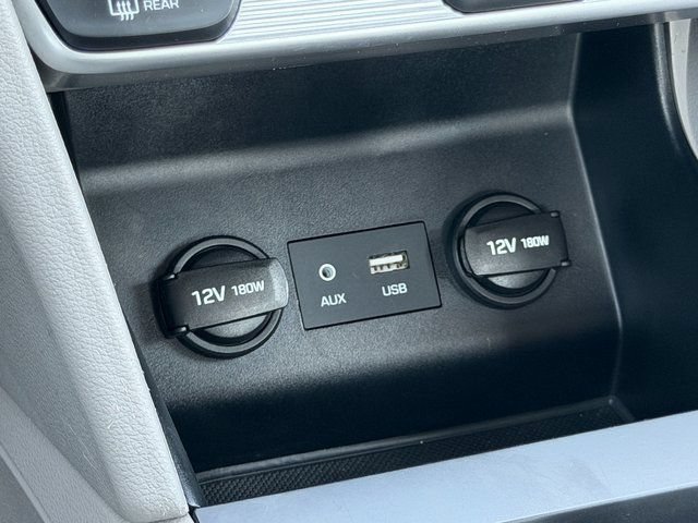 Used 2019 Hyundai Elantra SE w/ Cargo Package FWD image 25