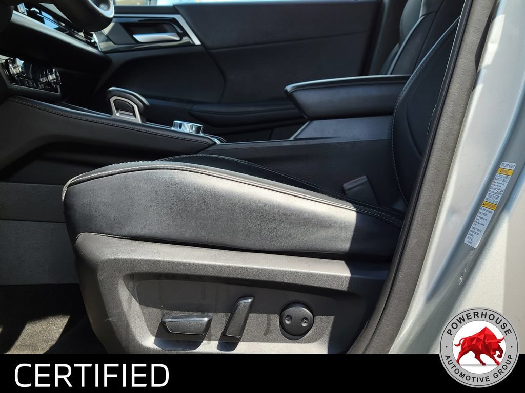 Used 2024 Mitsubishi Outlander SE FWD image 25