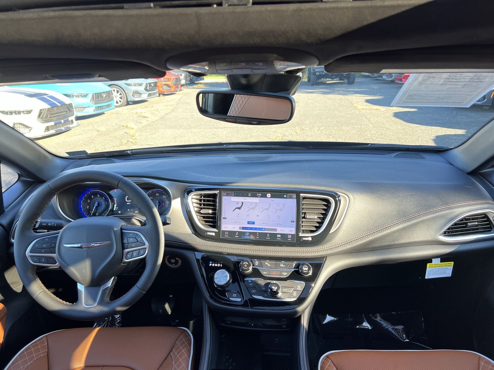 Used 2026 Chrysler Pacifica Pinnacle FWD image 24