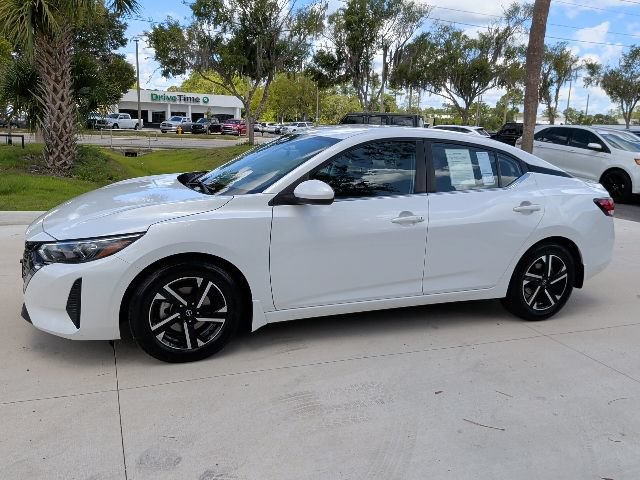 Used 2024 Nissan Sentra SV FWD image 9