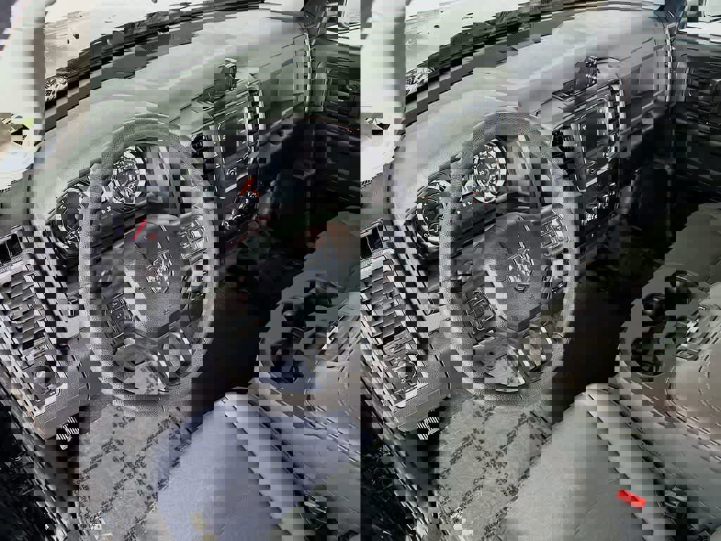 Used 2018 RAM 1500 Express w/ Express Value Package image 9