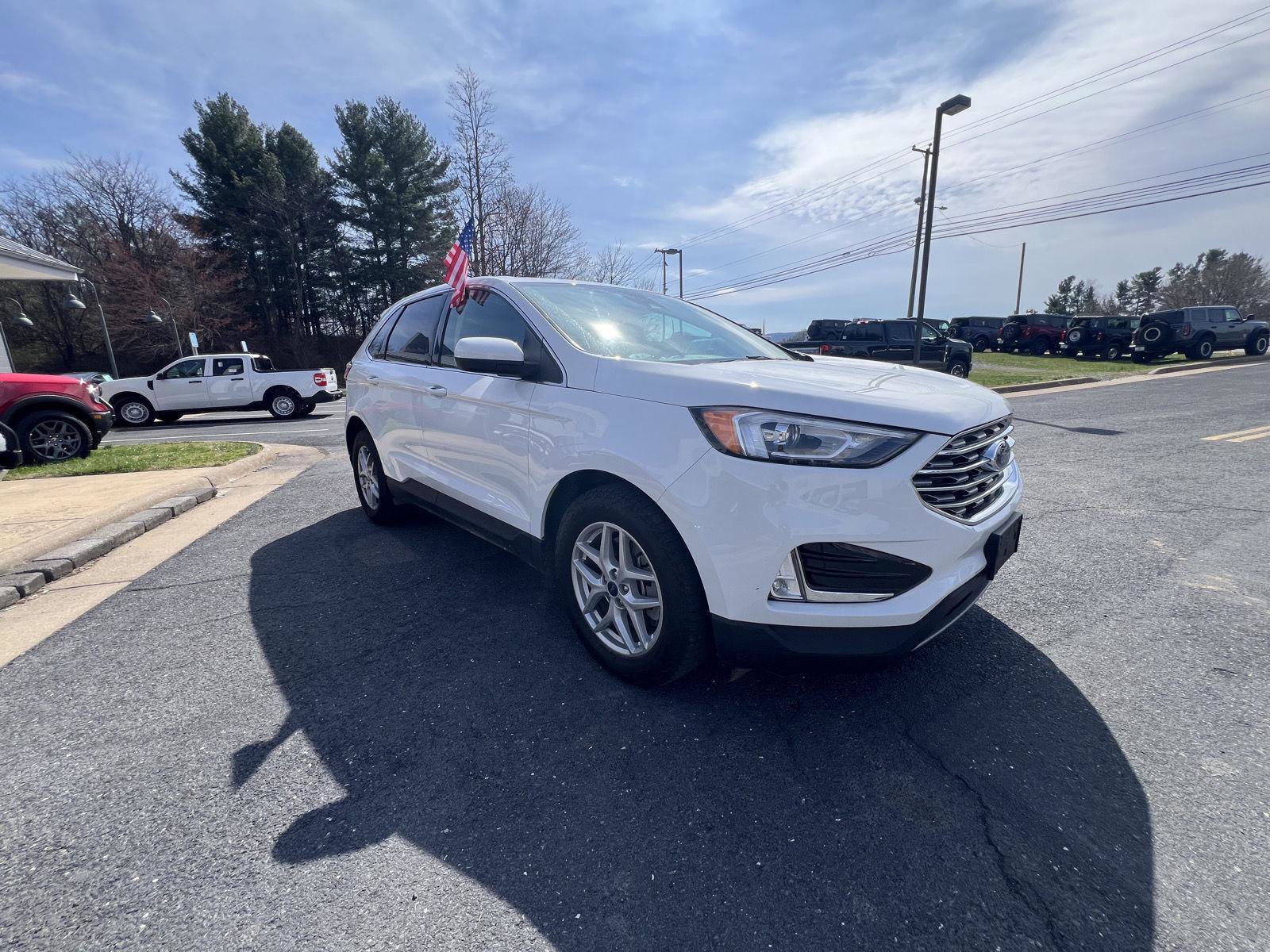 Certified 2021 Ford Edge SEL w/ Cargo Accessory Package AWD/4WD image 9