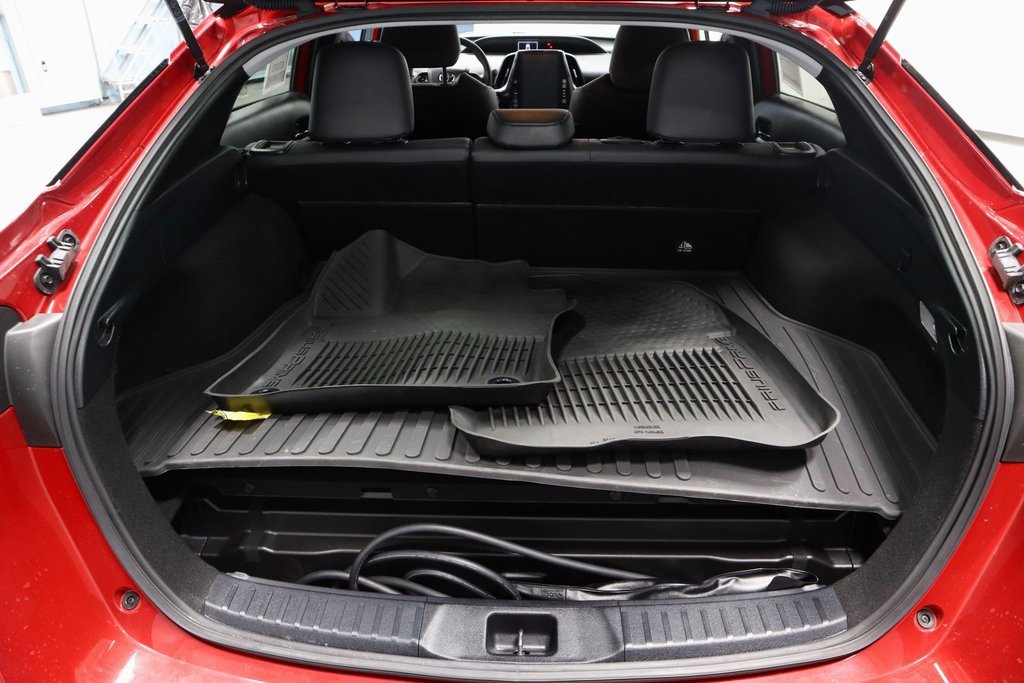 Used 2022 Toyota Prius Prime Limited image 15