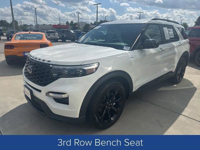 Certified 2024 Ford Explorer ST-Line w/ Class IV Trailer Tow Package RWD image 3