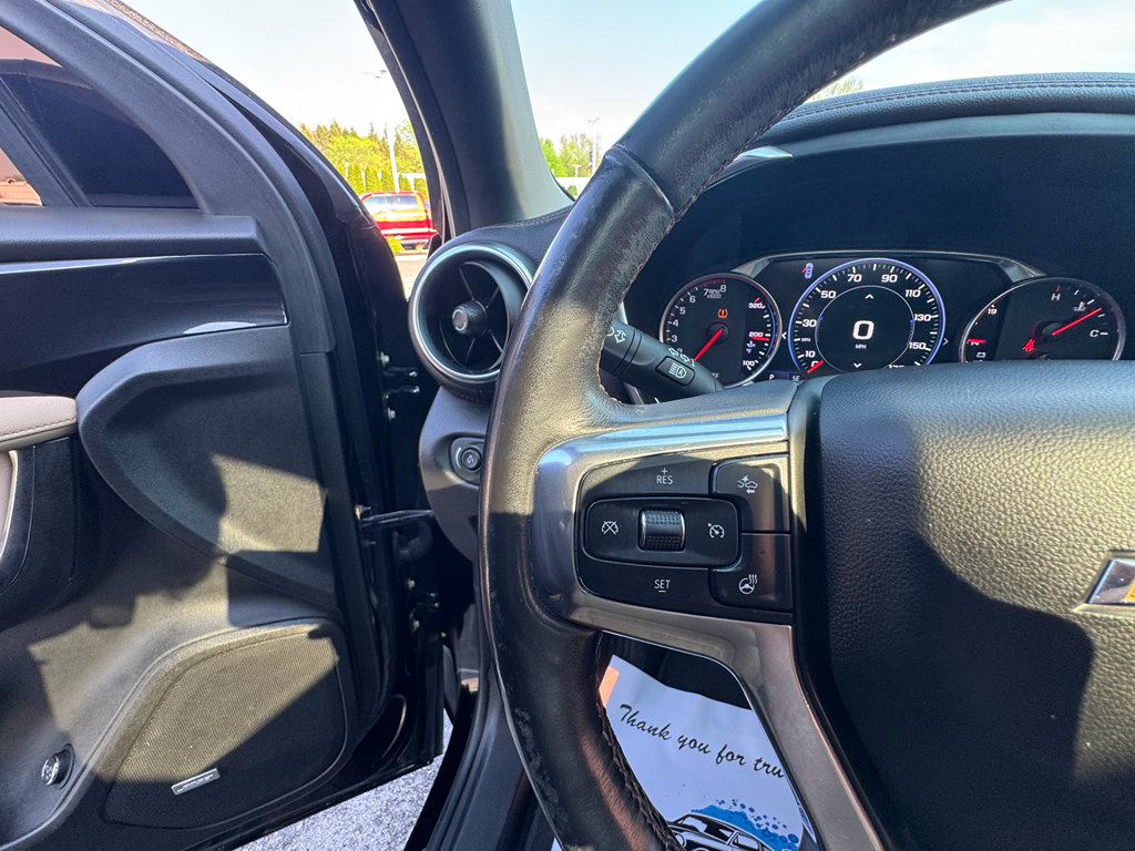 Used 2019 Chevrolet Blazer Premier w/ Sun and Wheels Package FWD image 34