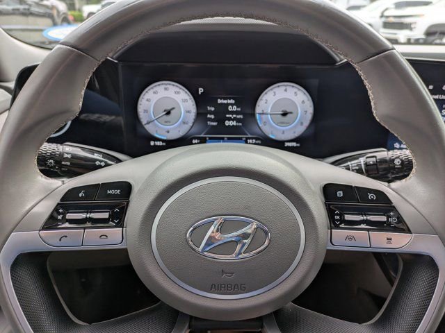 Used 2023 Hyundai Elantra SEL w/ Convenience Package image 22