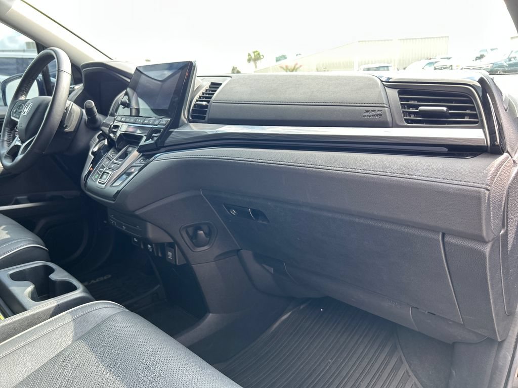 Used 2024 Honda Odyssey Elite image 17