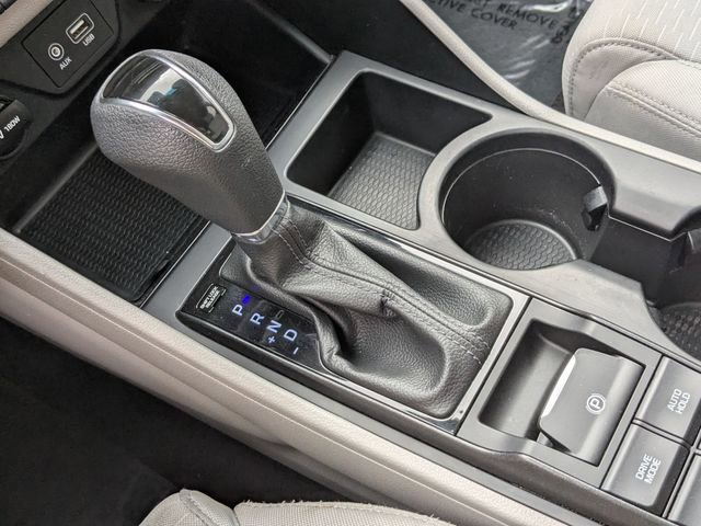 Used 2019 Hyundai Tucson SE image 18
