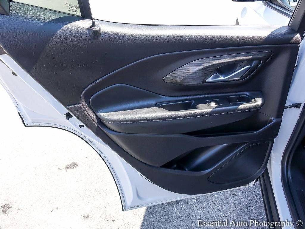 Used 2024 GMC Terrain SLE w/ Driver Convenience Package AWD/4WD image 21