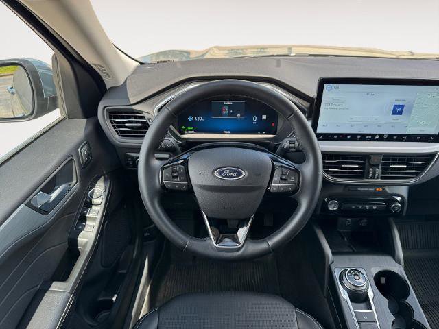 Certified 2025 Ford Escape Platinum image 12