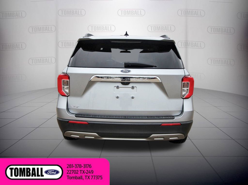 Certified 2022 Ford Explorer XLT w/ Equipment Group 202A image 6