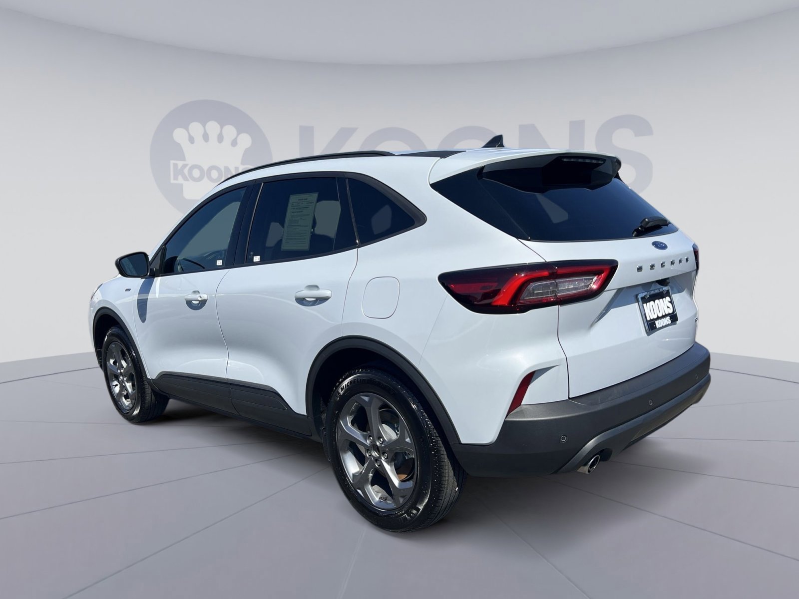 Certified 2025 Ford Escape ST-Line w/ Tech Pack #1 image 3