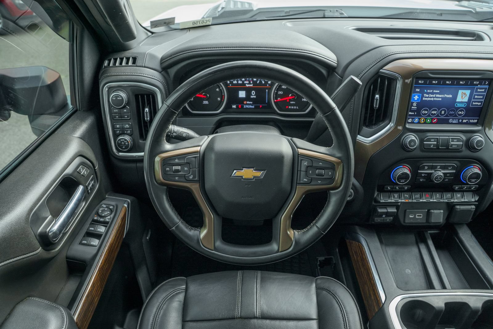Used 2023 Chevrolet Silverado 2500 High Country AWD/4WD image 27